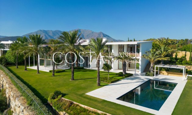 New Build - Villa -
Casares - Pedregales