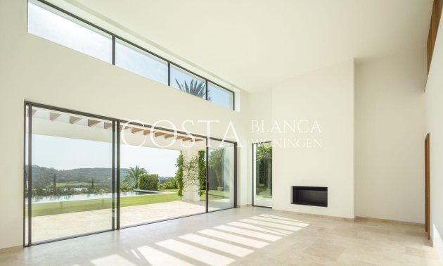 New Build - Villa -
Casares - Pedregales