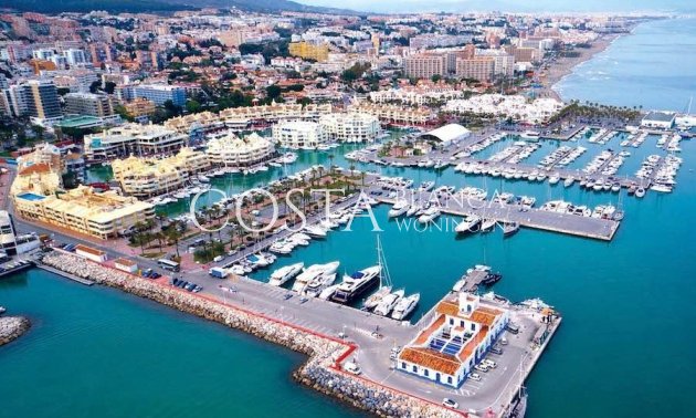 Nouvelle construction - Appartement -
Benalmdena - Puerto Marina