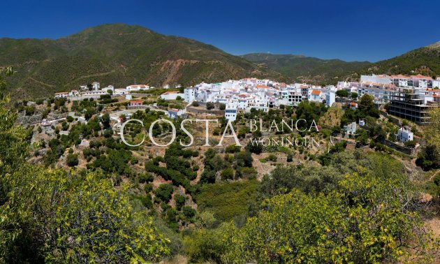 Odsprzedaż - Apartament -
Istán - Cerros De Los Lagos