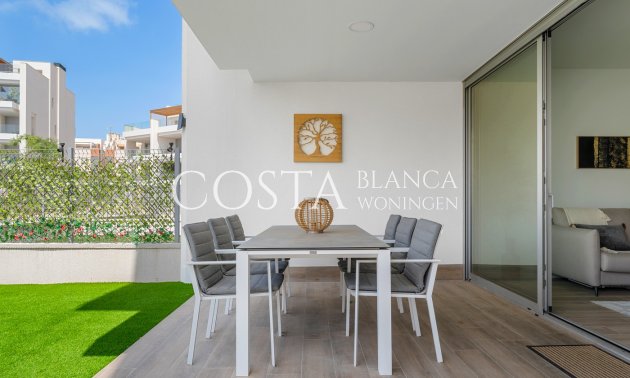 Resale - Apartment -
Orihuela Costa - Villamartín