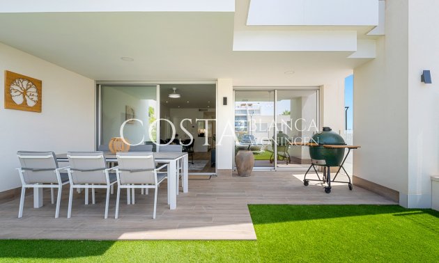 Odsprzedaż - Apartament -
Orihuela Costa - Villamartín