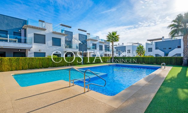 Resale - Apartment -
Pilar de la Horadada