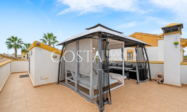 Resale - House -
Guardamar del Segura - El Raso