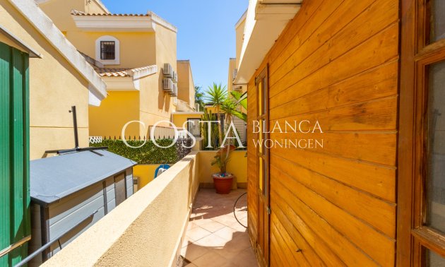 Resale - Villa -
Orihuela Costa - Los Dolses