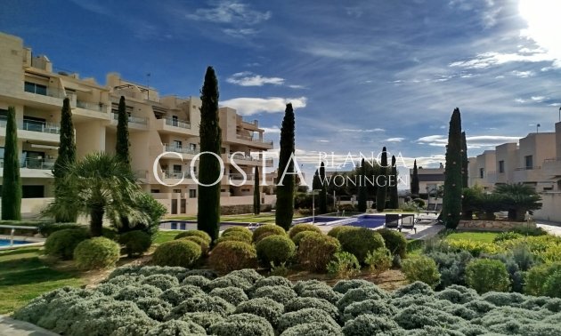 Resale - Villa -
Orihuela Costa - Los Dolses